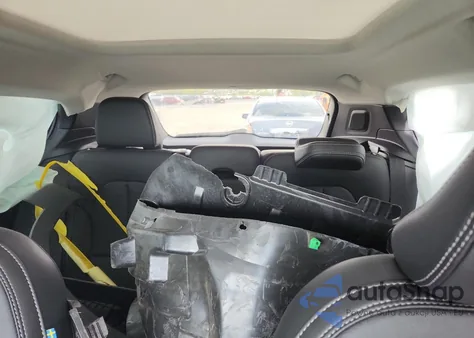 2024 Volvo Xc40 Ultimate z USA, uszkodzony, nr VIN YV4L12UM5R2301610